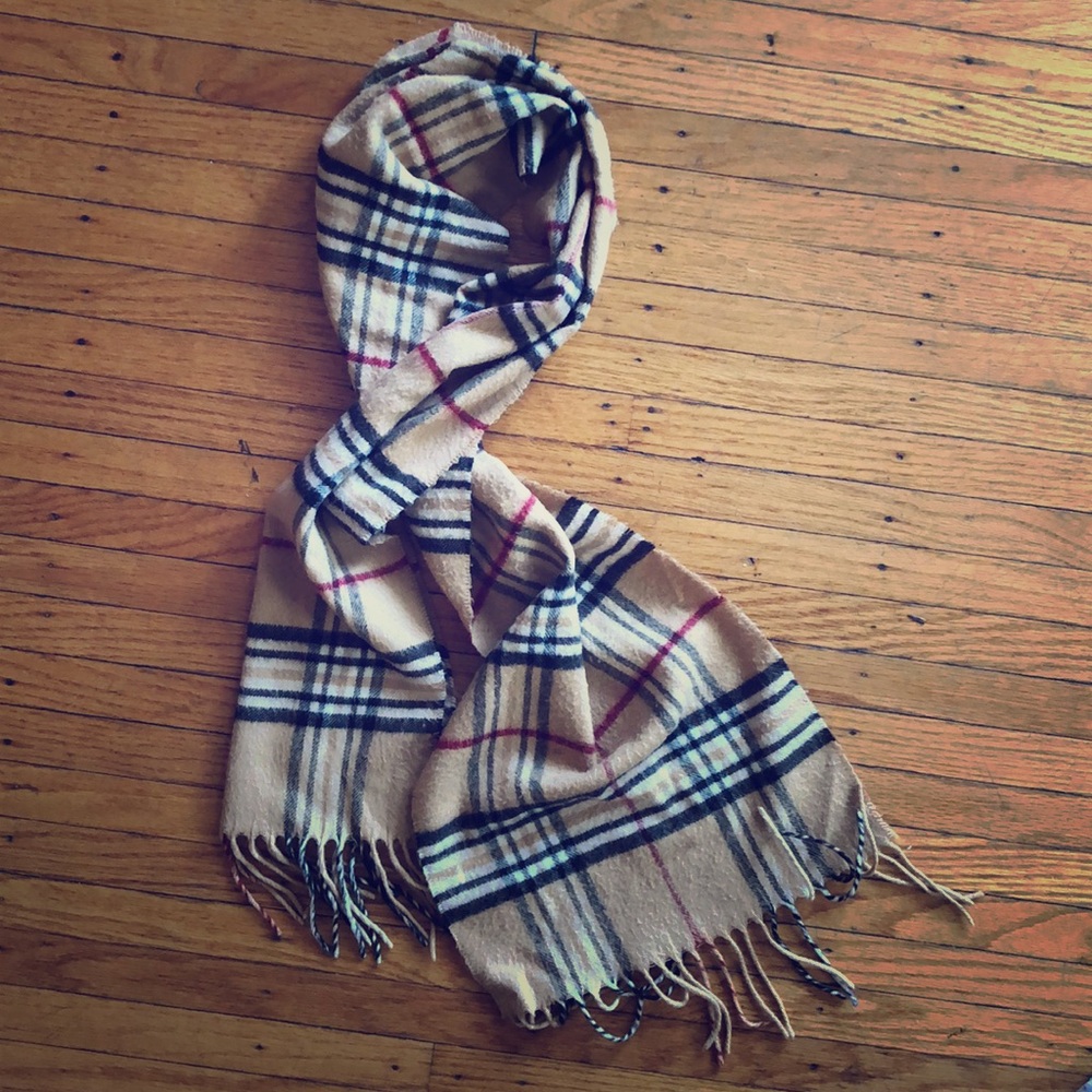 Patterned scarf